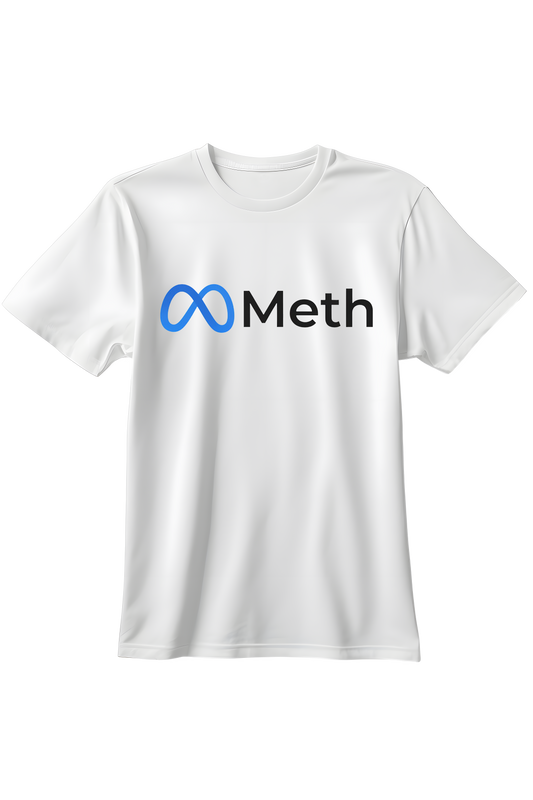 Biały t-shirt z niebieskim logotypem nieskończoności (parodia Meta) i czarnym napisem Meth obok.